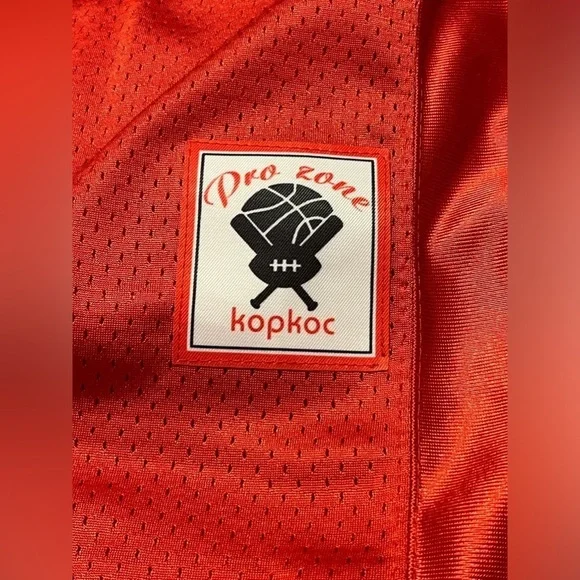 NEW- San Francisco 49ers Christian McCaffrey Stitched Jersey  SIZE: 3XL - Picture 8 of 14